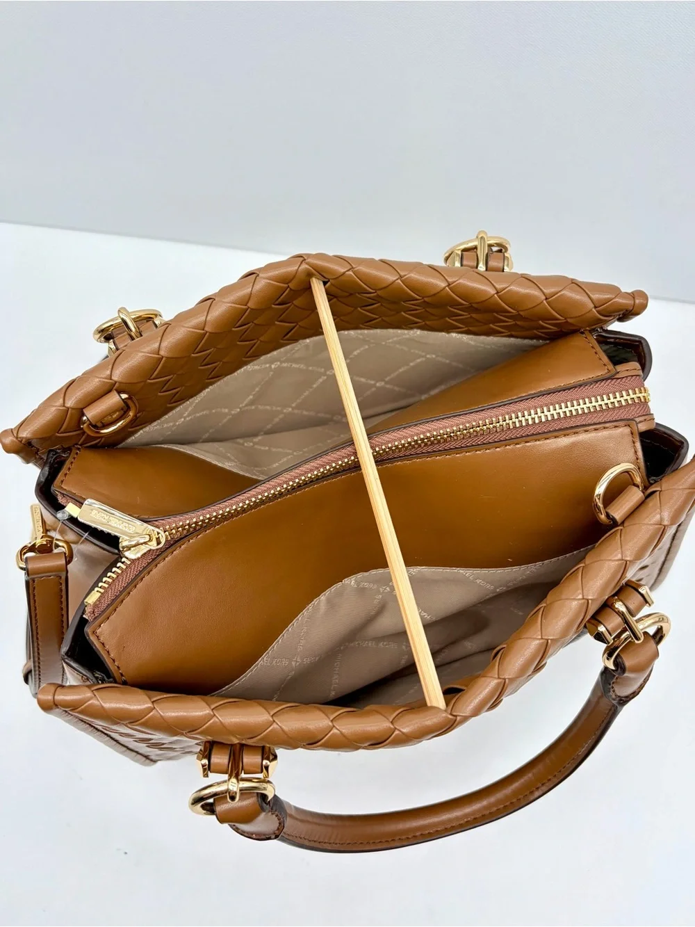 MICHAEL KORS  Marilyn Medium Woven Satchel Crossbody Bag Luggage